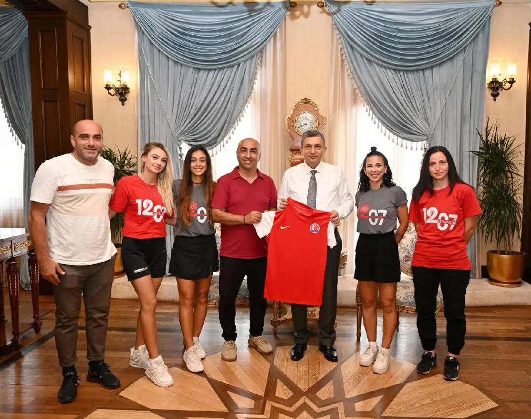 Kadın Futbolunun Antalya’daki Hikayesi: 1207 Spor FK 3